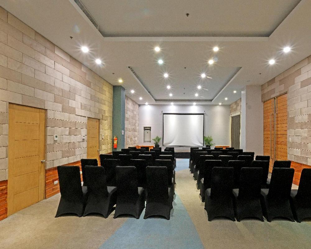 Solea Mactan Resort Lapu-Lapu City Exterior photo